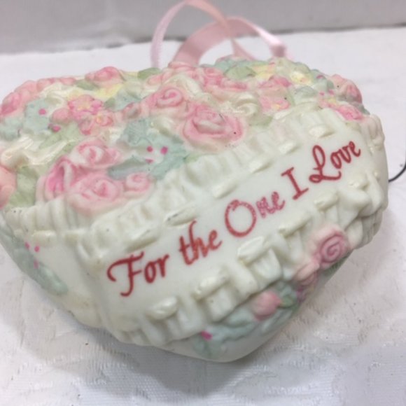 VTG Hallmark Pink Roses Heart Ornament "For the One I Love" 1992 Hand Painted - Picture 2 of 7